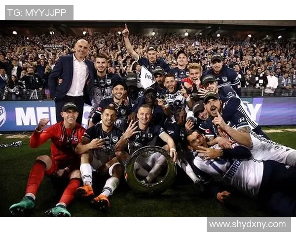 米兰主场迎战卢加诺期待精彩对决双方争夺胜利的关键时刻