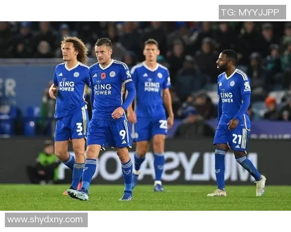 英冠焦点战布莱克迎战伯明翰双方争夺关键三分的激烈对决